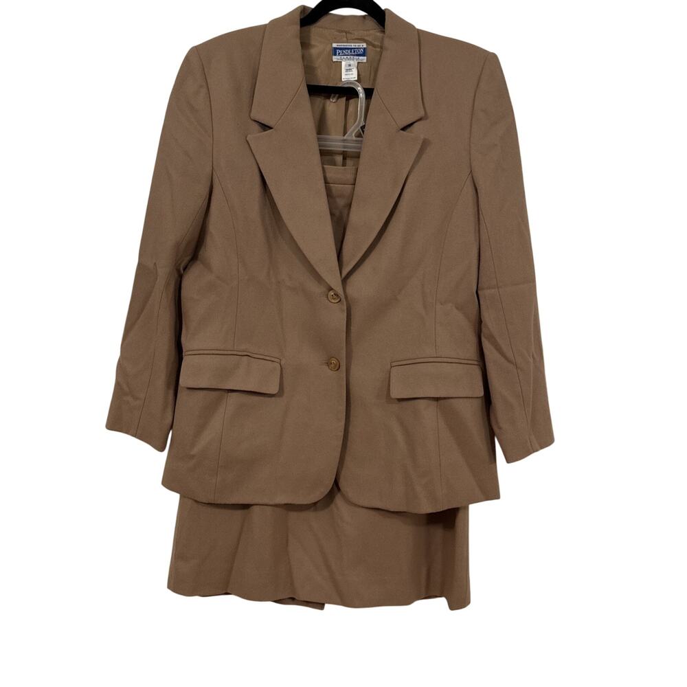 PENPENDLETON VIRGIN WOOL 2PC Pockets SKIRT SUIT WOMENS 14 TAN- 2 BUTTON FRONT
